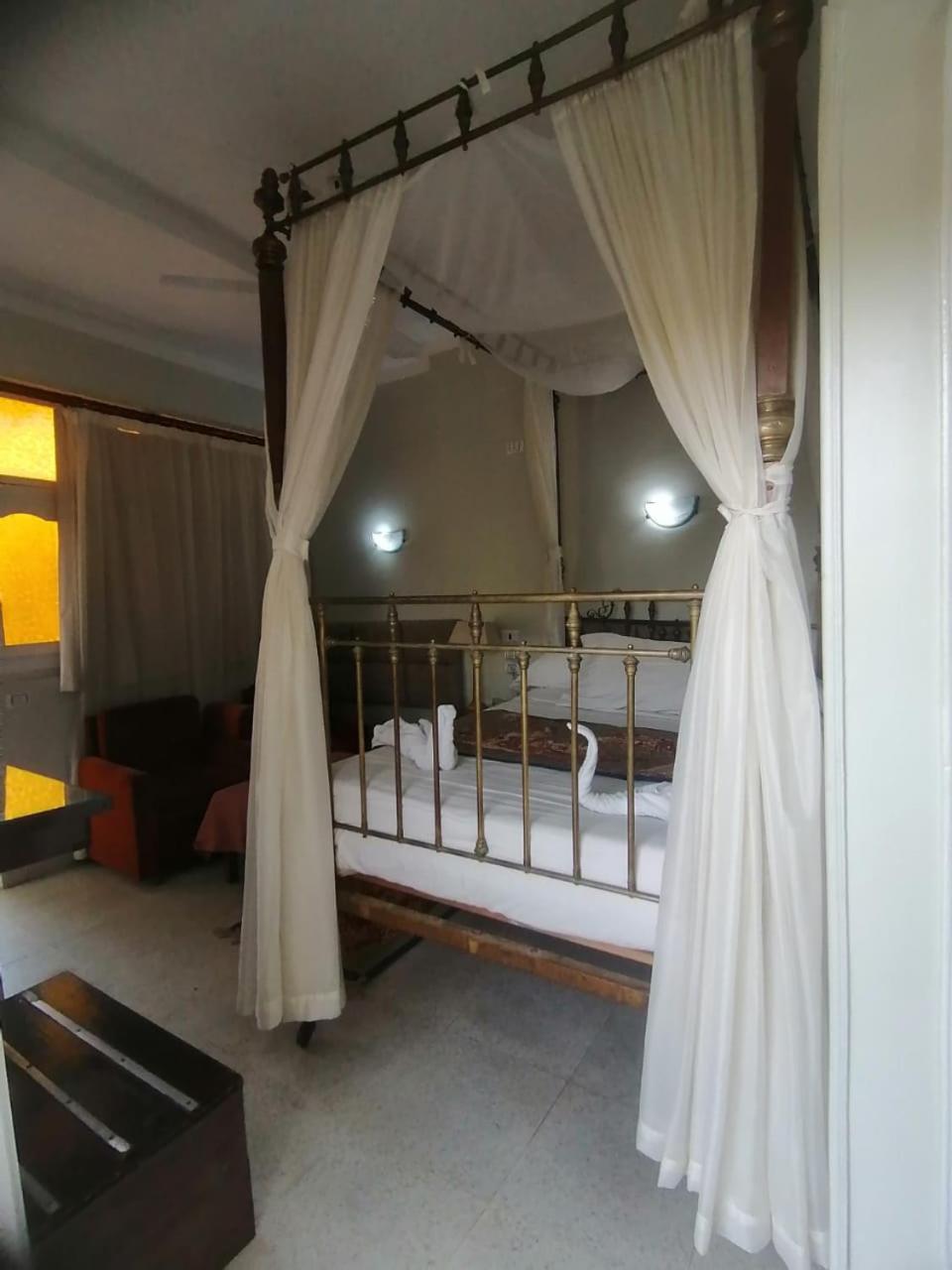 Rezeiky Hotel & Camp Luxor Exterior photo